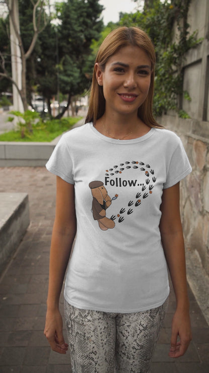 Follow ... your own path! Women’s basic organic t-shirt