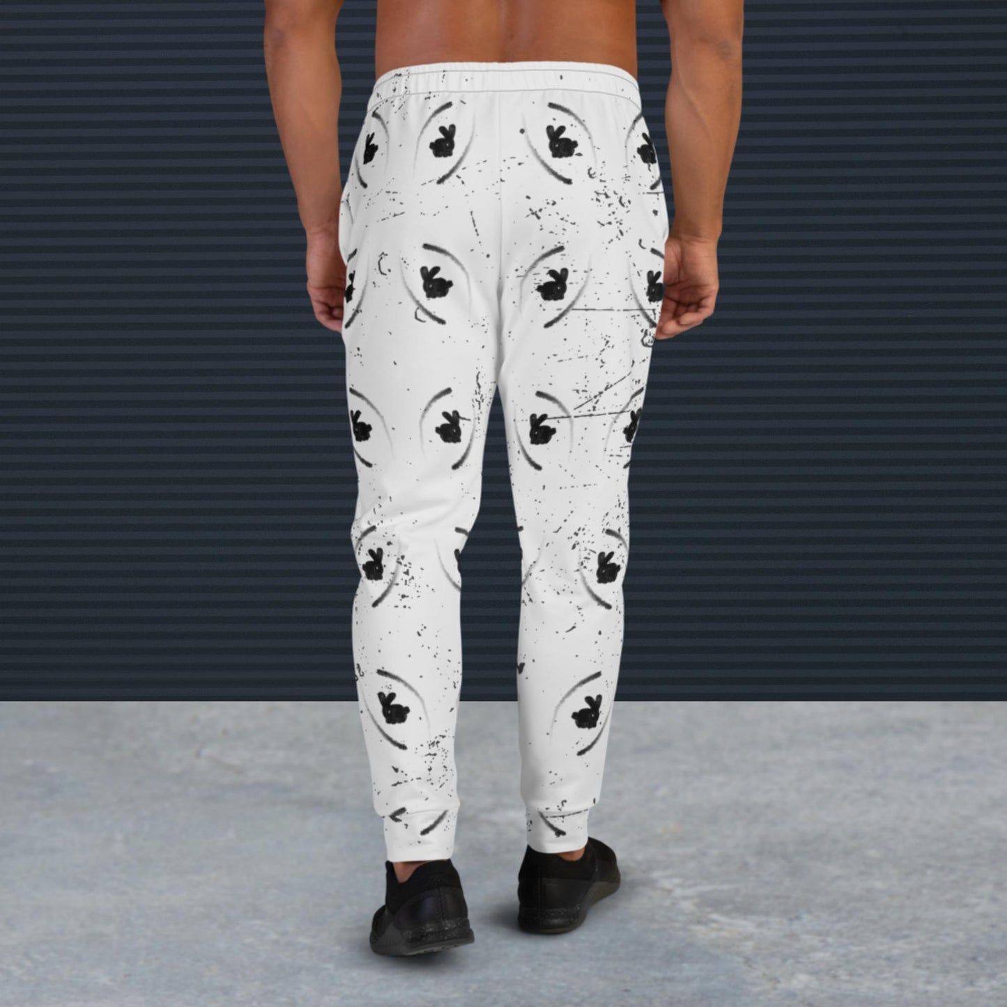 Easily distracted by bunnies! Men's Joggers