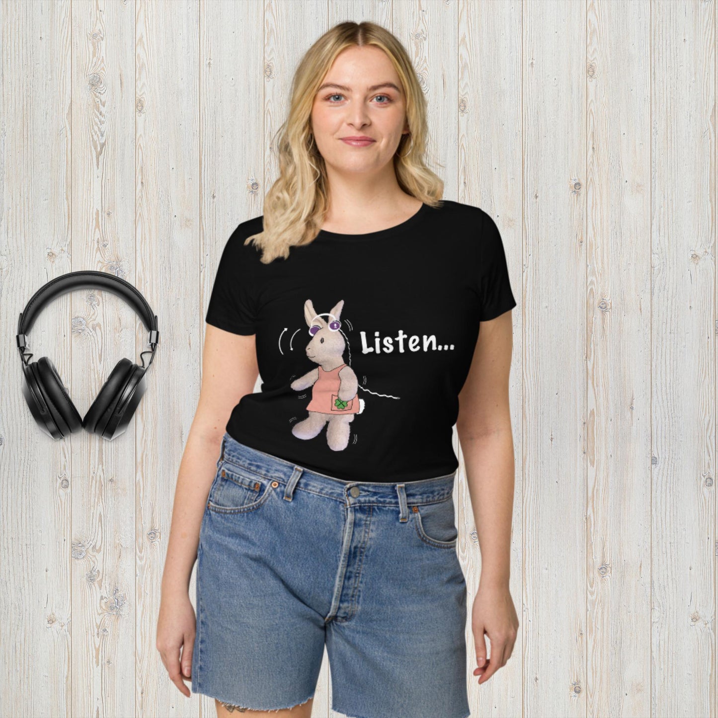 Listen ... to me! Women’s basic organic t-shirt