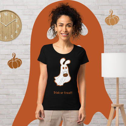 Trick or treat! Women’s basic organic t-shirt