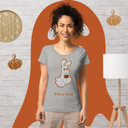 Trick or treat! Women’s basic organic t-shirt